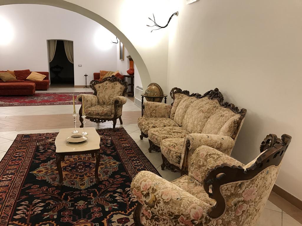 Hotel Il Duomo Phg Oristano Extérieur photo
